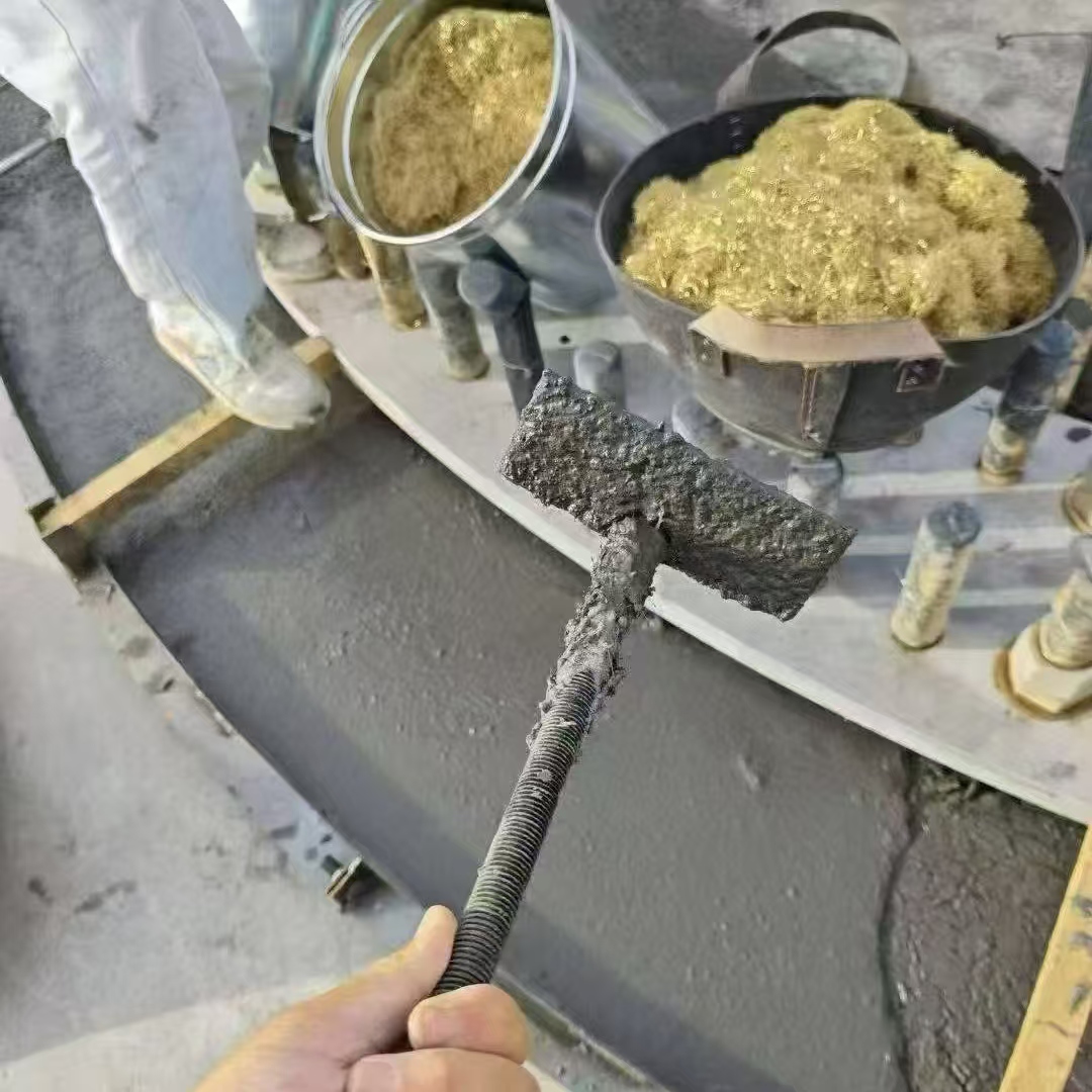 秀峰C120钢纤维高强无收灌浆料 轧机压缩机汽轮机发电机锻压设备底座灌浆材料